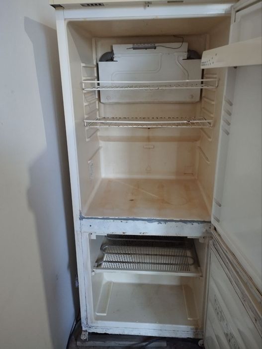 Холодильниклар Сотилади