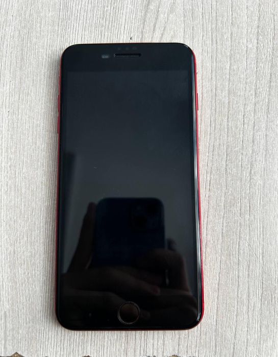 Айфон 8 plus red