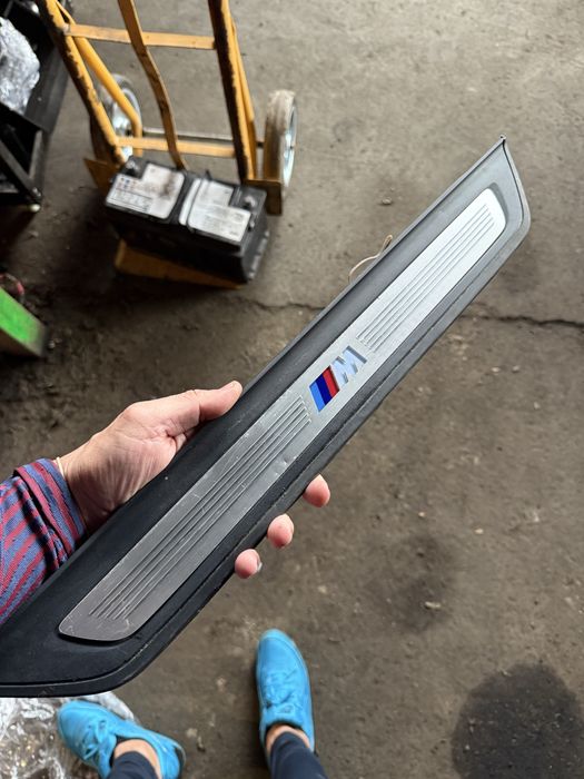 Bmw G30 М лайсни на праговете