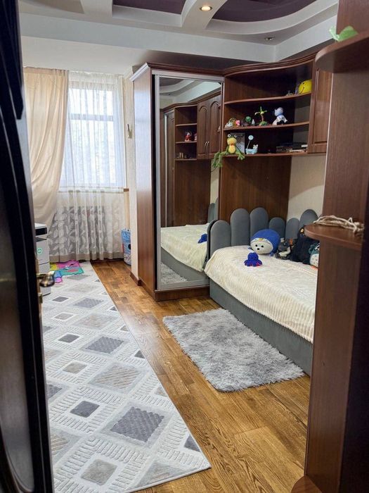 Продается 4х ком квартира, ориентир: Дархан/Консерватория, 170м²