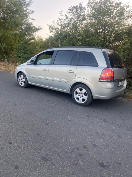 Opel zafira 1.9 cdti