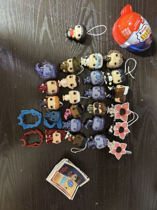 Киндер очень странные дела вся коллекция