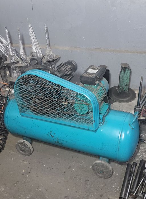 Компрессор Shimge объем 100L Воздушный