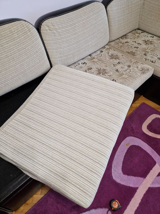 Разтегателен ъглов диван