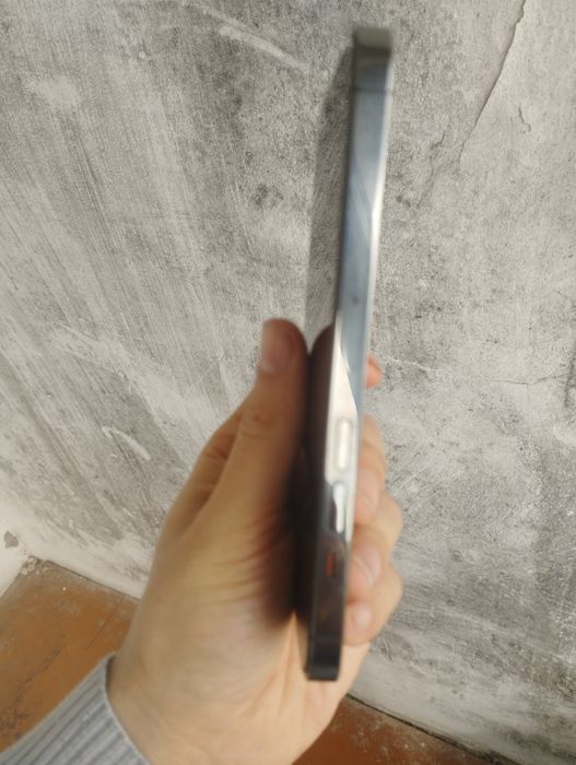 Iphone 13 pro srochno sotiladi dastafka bor