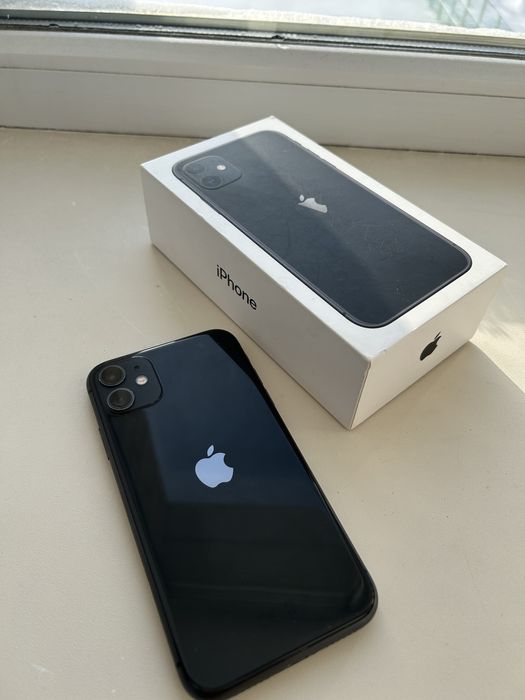 Продам Айфон 11. 64гб