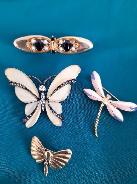 Bijuterii dama - lantisoare, bratari, pandative, brose, cercei