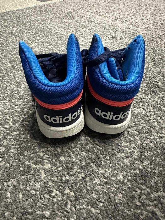 Детски маратонки Adidas HOOPS 3 - 28 номер