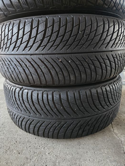 4 Броя 235/50/19 2xGoodyear 8mm 24dot, 2xMichelin 6,5mm 22dot
