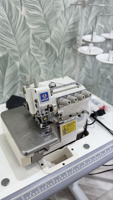 Промышленный оверлок