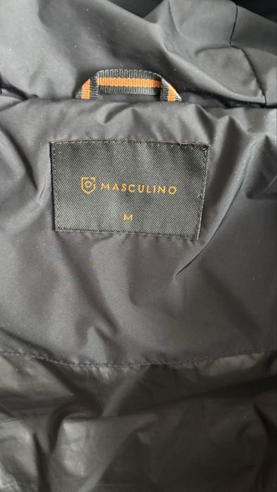 Продам куртку Masculino