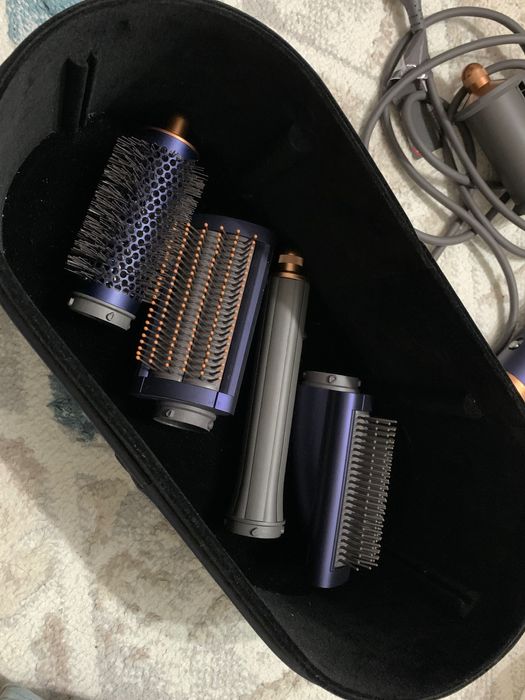 Продам Дайсон, торг уместен