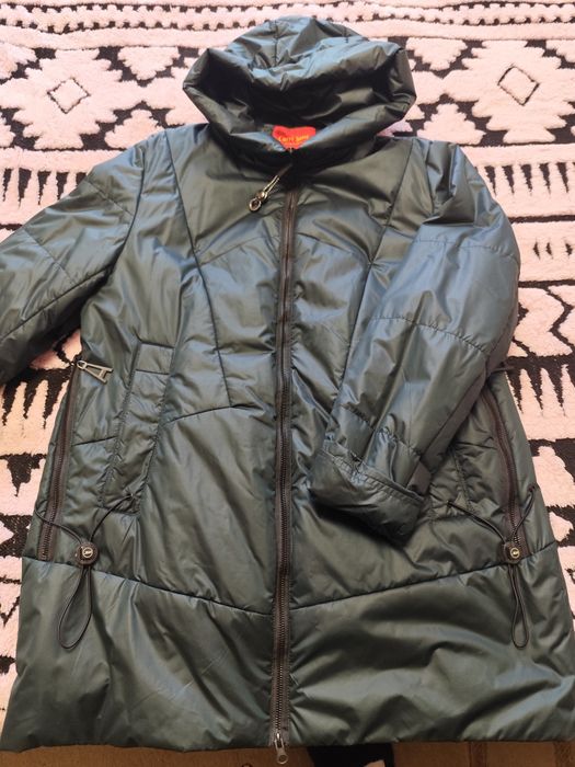 Продам куртки осень - весна