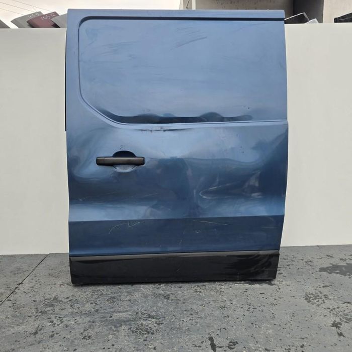 Portiera 21E / 4UU usa culisanta stanga Fiat Talento 2