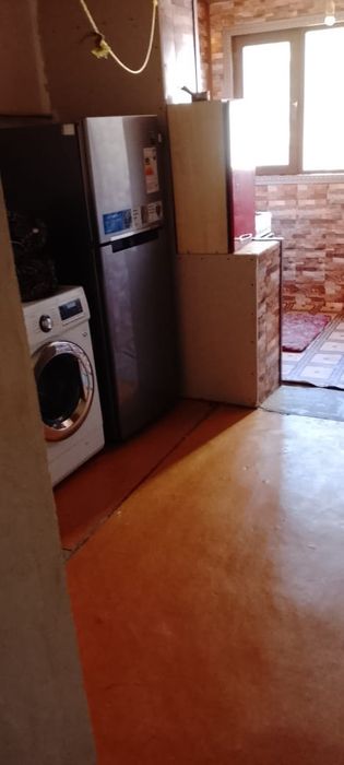 Ijaraga uy bor 2 xonali 2 etajda dinamo bozorchani orqasidagi dom