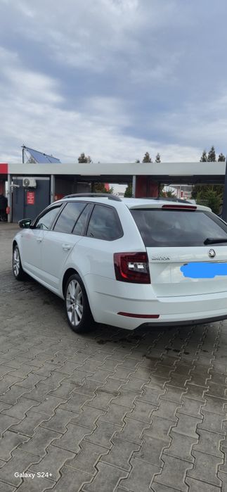 Vând Skoda Octavia