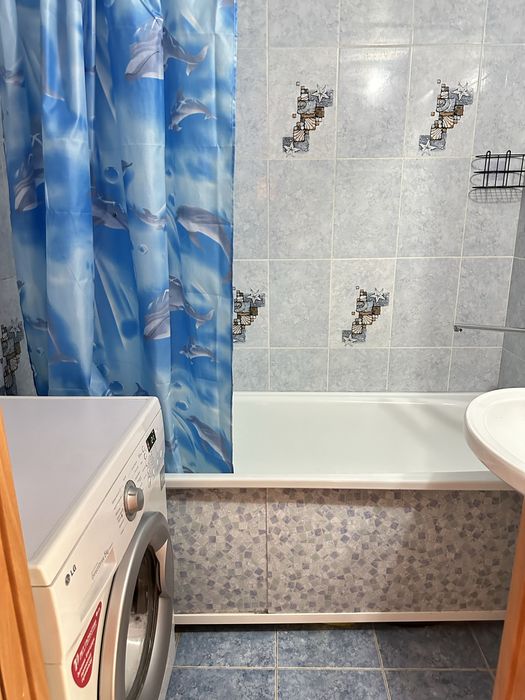 Сдается 2х комн квартира