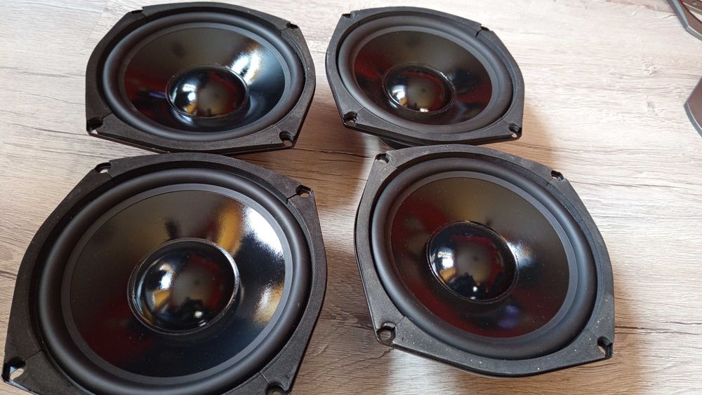 8 инча басови говорители-Monacor
