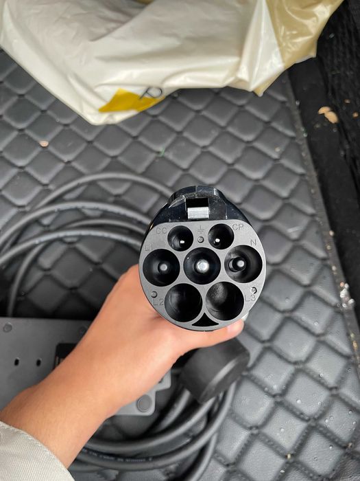 Разрядный адаптер BYD для электромобилей V2L