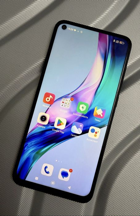 Продам Redmi Note 9