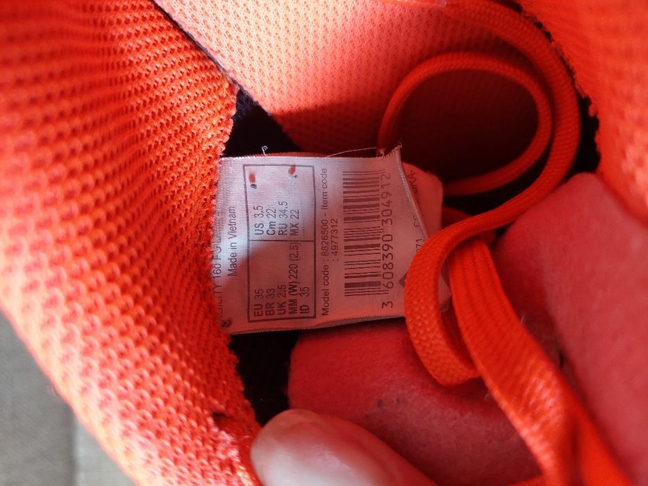 Ghete de fotbal Kipsta nr 35