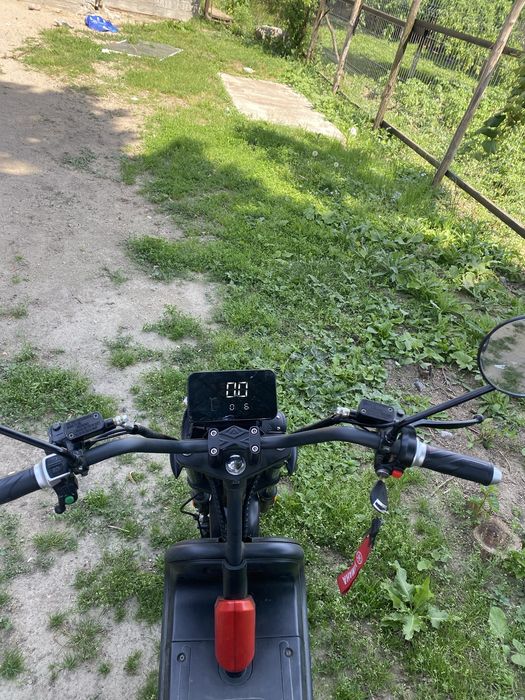 Vand scuter Electric