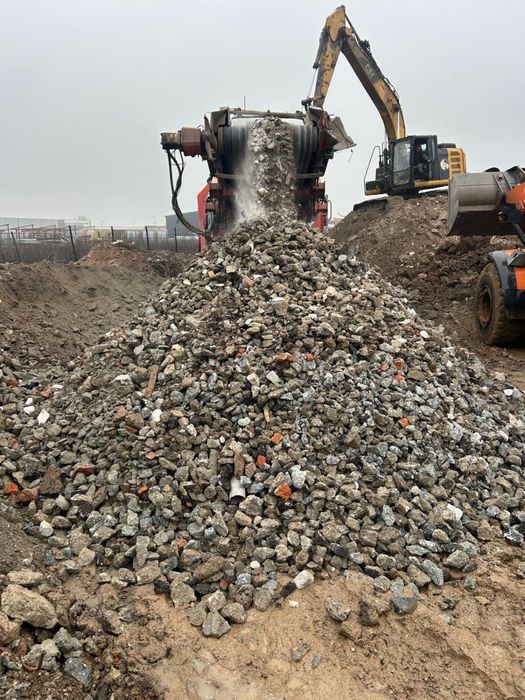 Livram beton concasat 18 mc oriunde(bragadiru-clinceni-magurele-buda