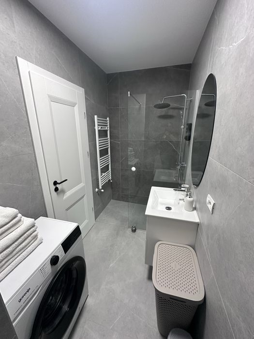 Adora lux regim hotelier