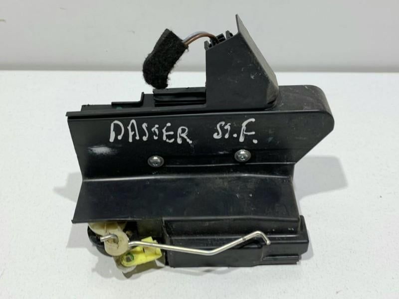 Broasca usa stanga fata Dacia Duster 2 805036293R SUV