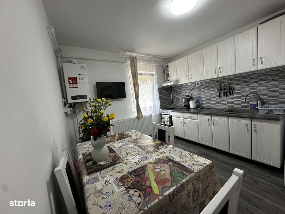 Apartament 2 camere, 52mp, complet mobilat si utilat- Dambovita