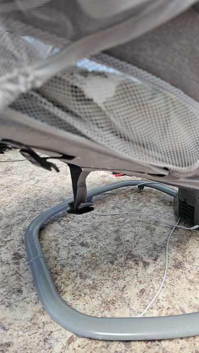 Продам шезлонг для малыша