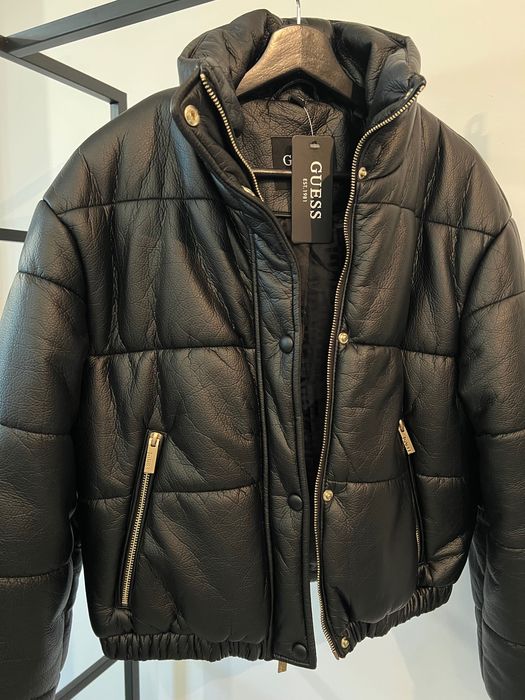 Дамско яке бомбър Guess S