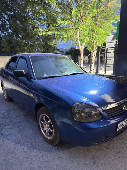 Lada Priora sotiladi