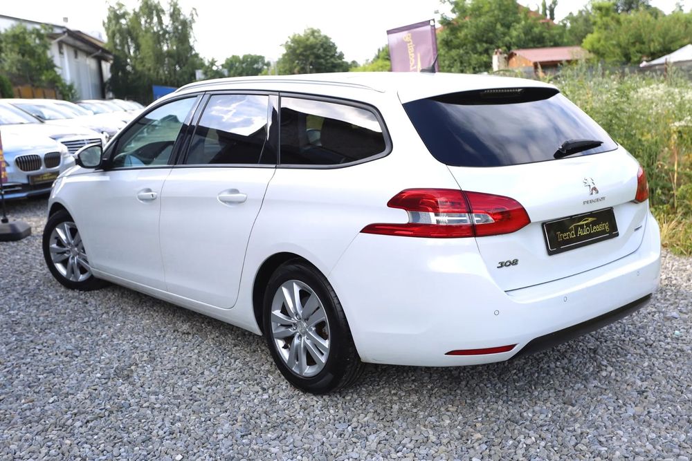 Peugeot 308 Rate Avans 0 / Garantie / 2017 Benzina Panorama Navi Led