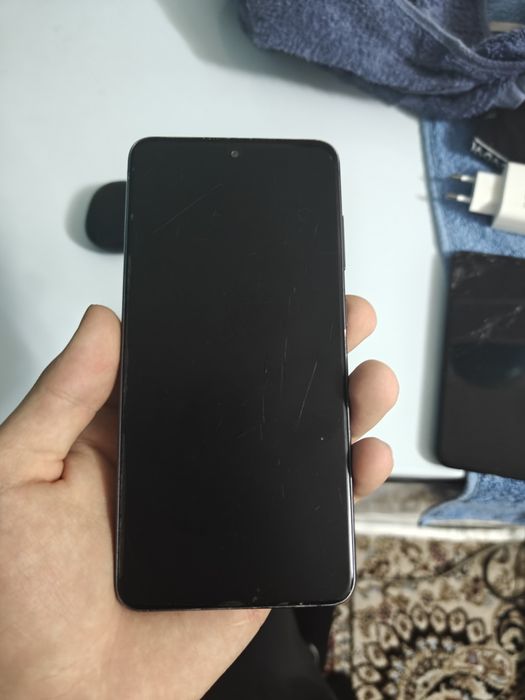 Продам Samsung Galaxy S21 FE