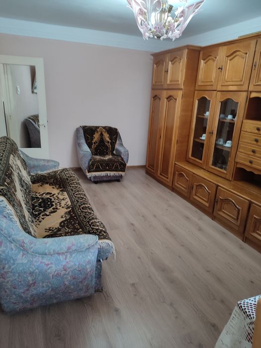 Spre Închiriere apartament zona Bucovina
