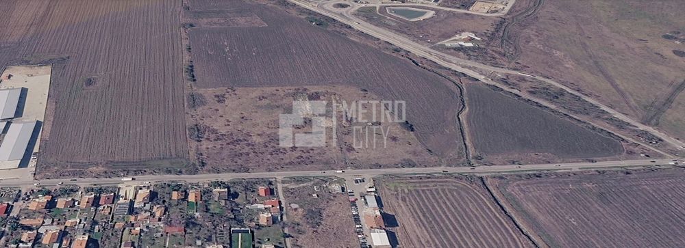Парцел в София-Република площ 31400 цена 5338000