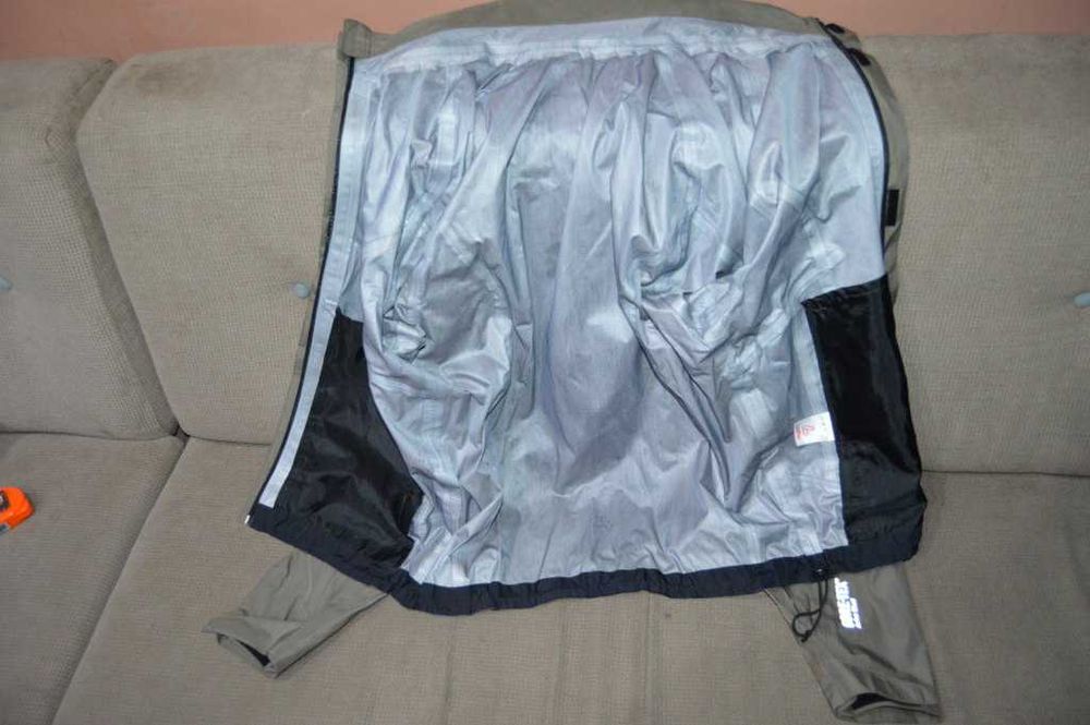 Geaca subtire Loffler cu membrana Gore-tex marime S 48 Men