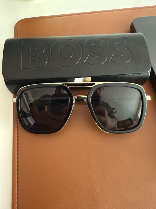 Слънчеви очила BOSS