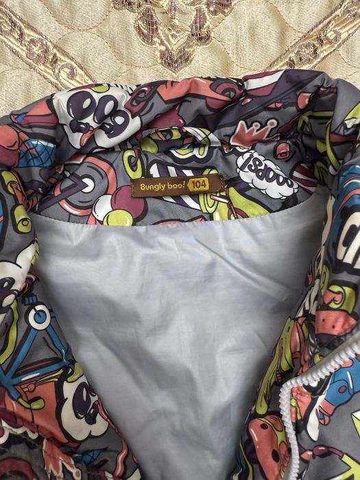 Продам жилетки детские