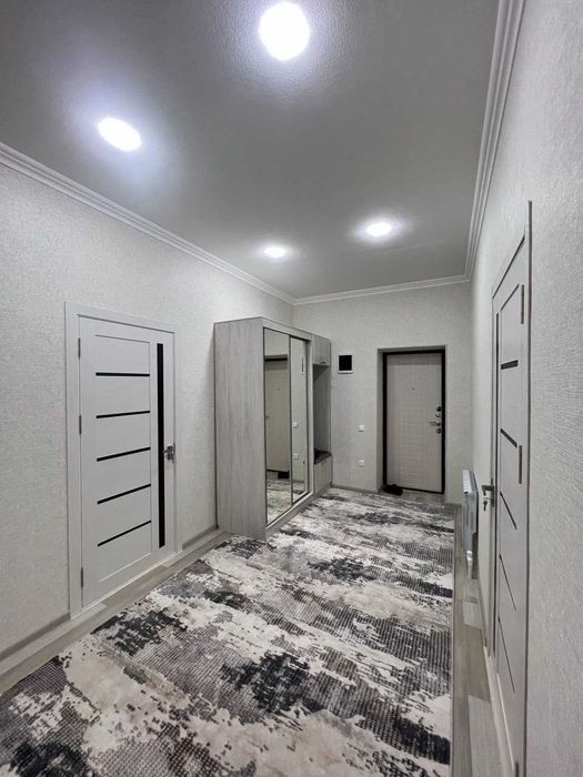 В аренду 3 комн квартира на 9 эт 9 эт дома. Евро . Мост Мукими (Эвос)