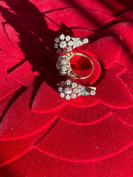 Золотой набор с бриллиантами