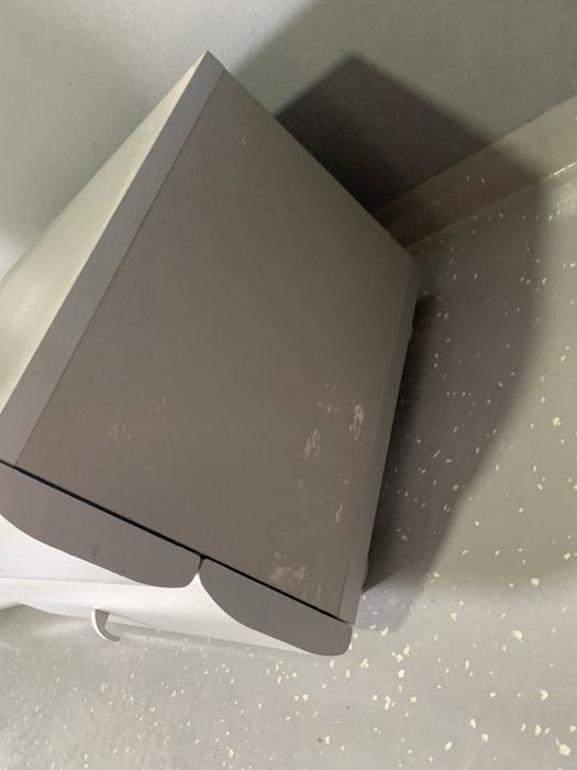 Vand 2 noptiere argintii