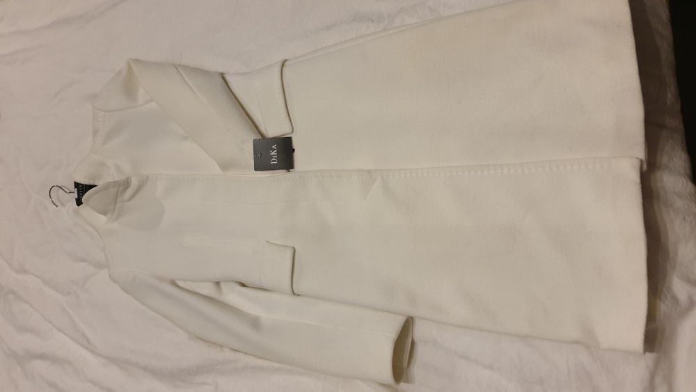 Палто от вълна Дика