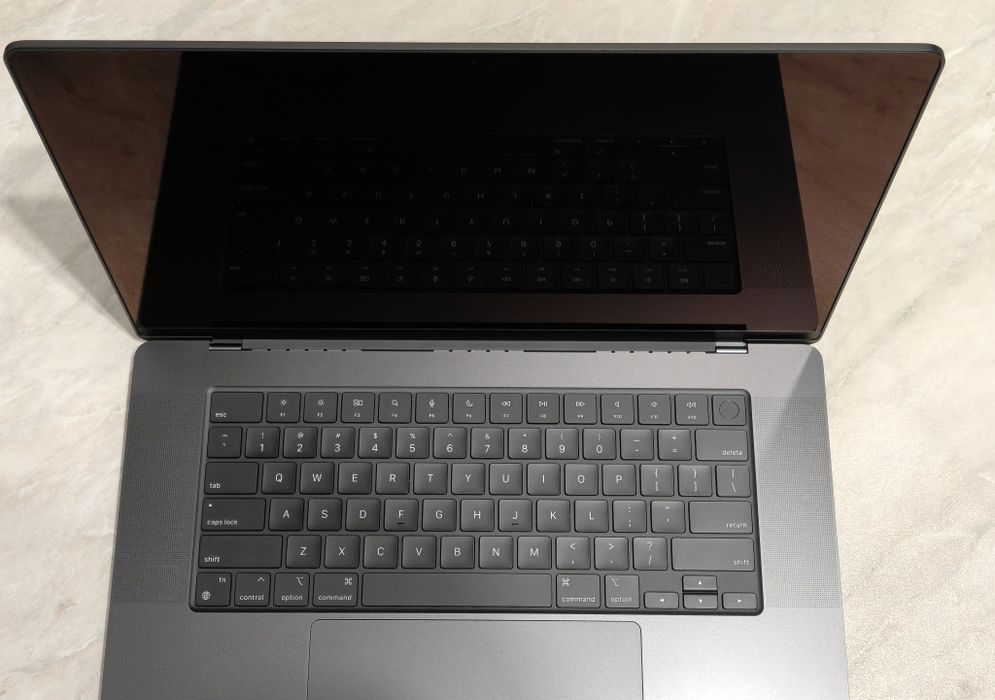 MacBook Pro 16 M4PRO 48/512 22 цикла