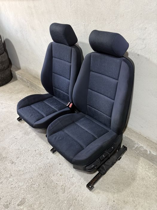 Велюровые сидения на BMW e36