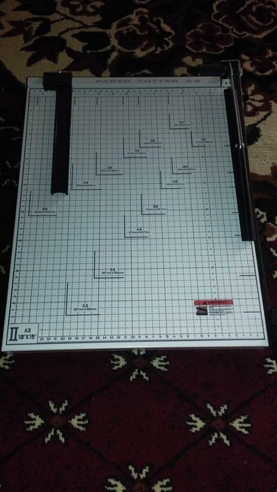 Rasm qirqadigan qaychi sotiladi a3 a4