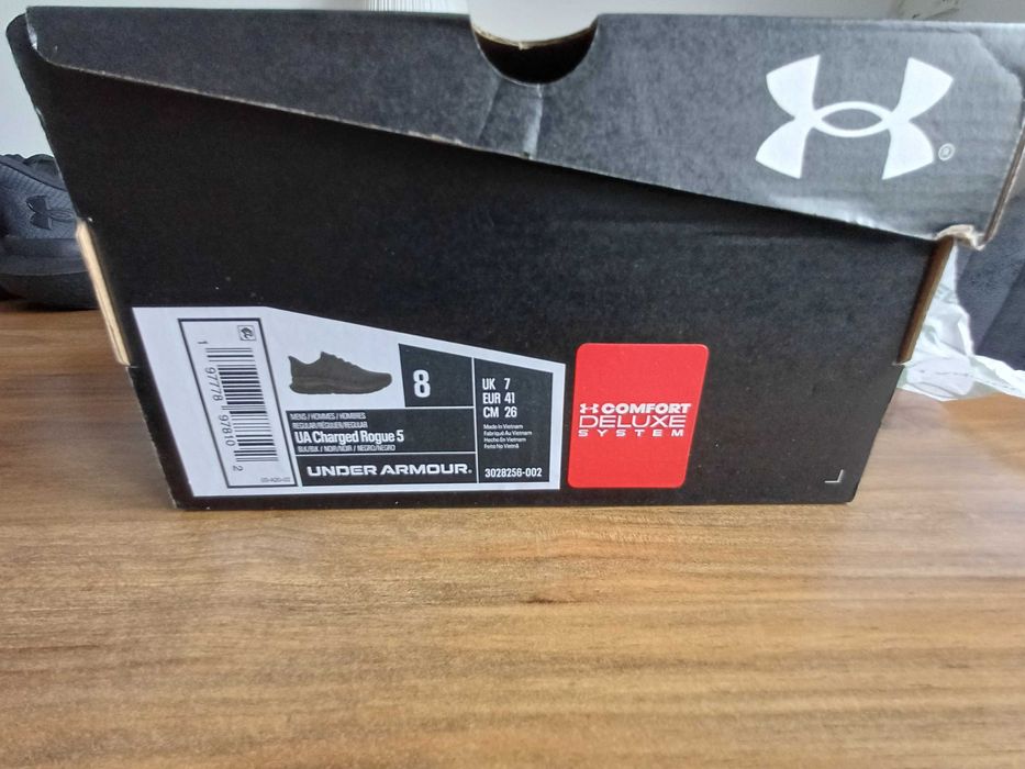 Маратонки  -  Under Armour