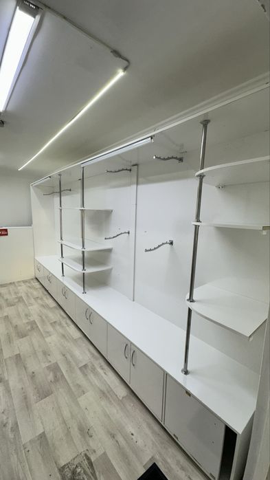 2 шкаф для бутика