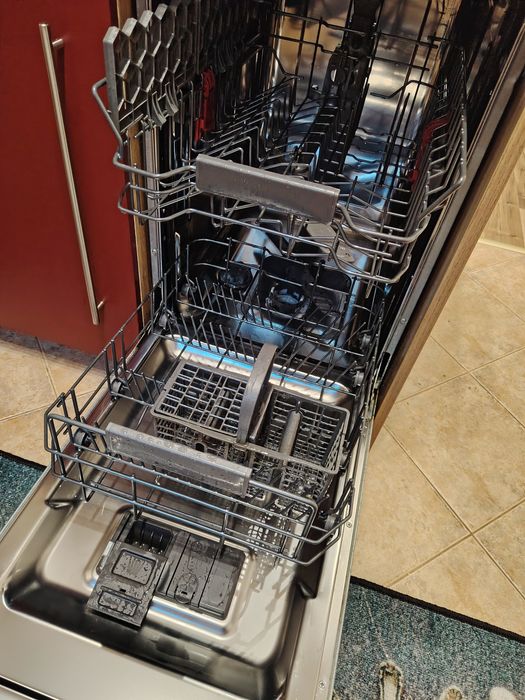 Съдомиялна за вграждане Whirlpool WSIC 3M27 C (45 см)